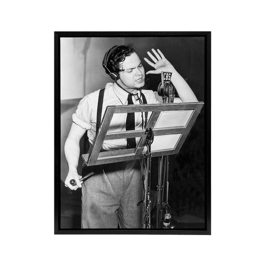 Actor Orson Welles Studio Photograph Black Framed Canvas Wall Art Print